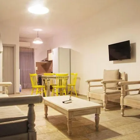 Apartment Almyra *