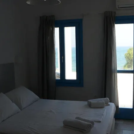 Almyra * Skyros